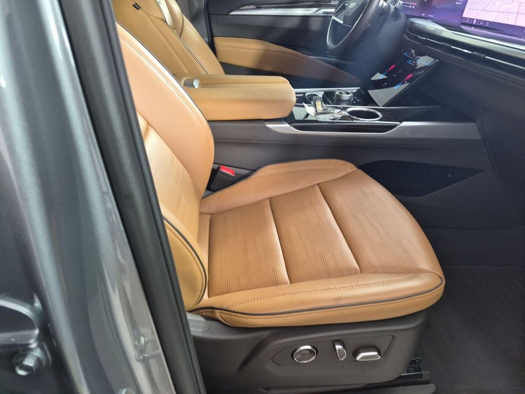 2025 Cadillac Escalade ESV Premium