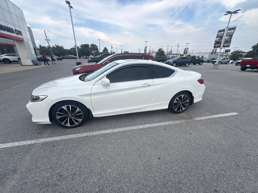 2017 Honda Accord EX