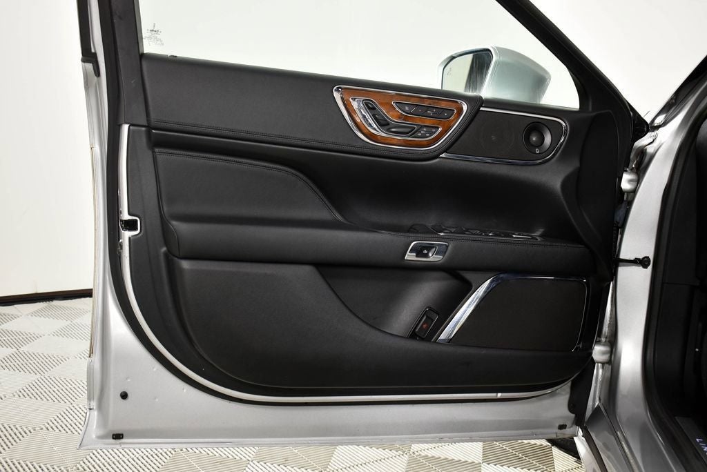 2018 Lincoln Continental Reserve