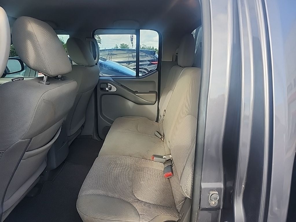2021 Nissan Frontier SV