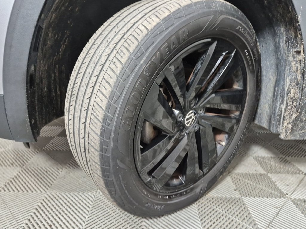 2023 Volkswagen Atlas Cross Sport 3.6L V6 SE w/Technology