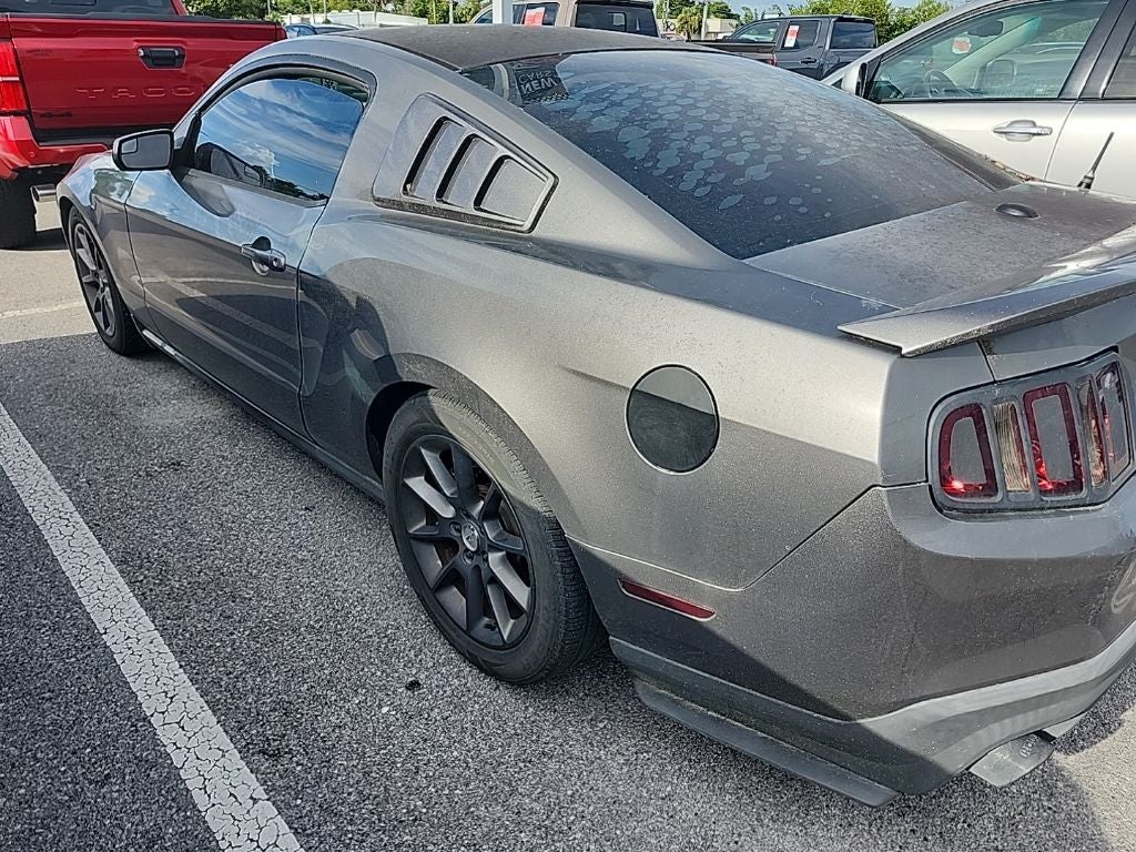 2011 Ford Mustang V6 Premium