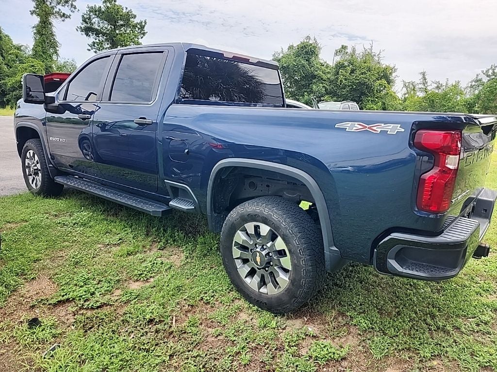2022 Chevrolet Silverado HD Custom