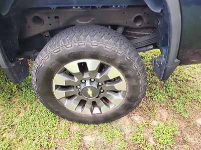 2022 Chevrolet Silverado HD Custom