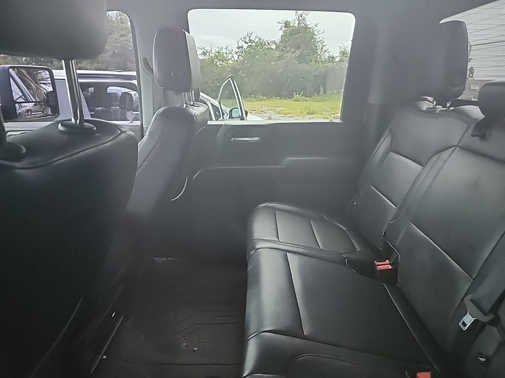 2022 Chevrolet Silverado HD Custom