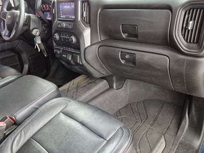 2022 Chevrolet Silverado HD Custom