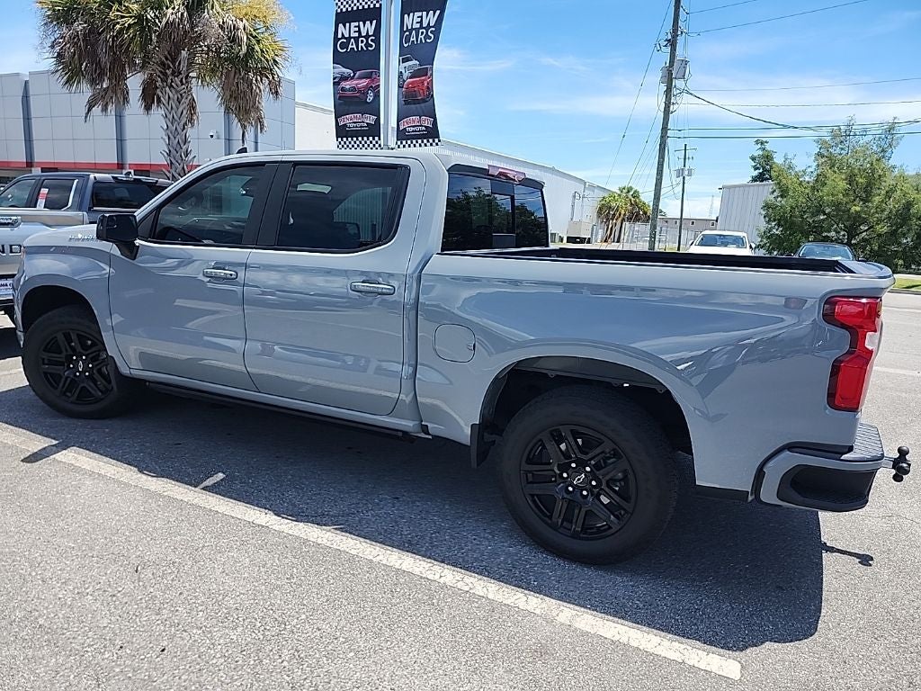 2025 Chevrolet Silverado RST