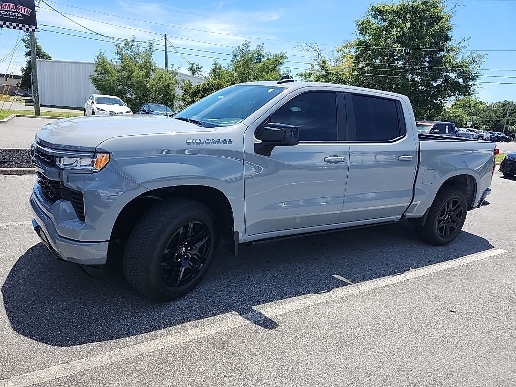 2025 Chevrolet Silverado RST