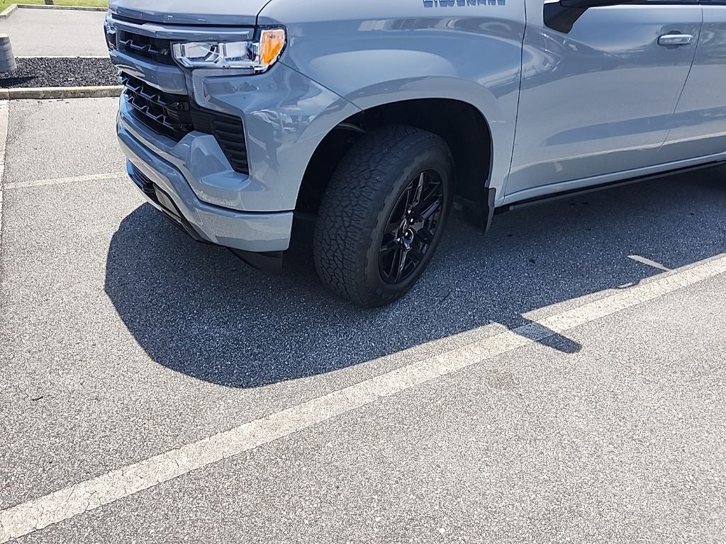 2025 Chevrolet Silverado RST