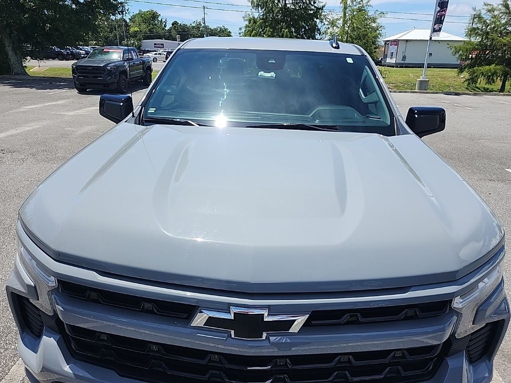 2025 Chevrolet Silverado RST