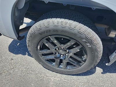 2025 Chevrolet Silverado RST