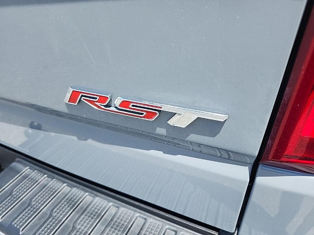 2025 Chevrolet Silverado RST