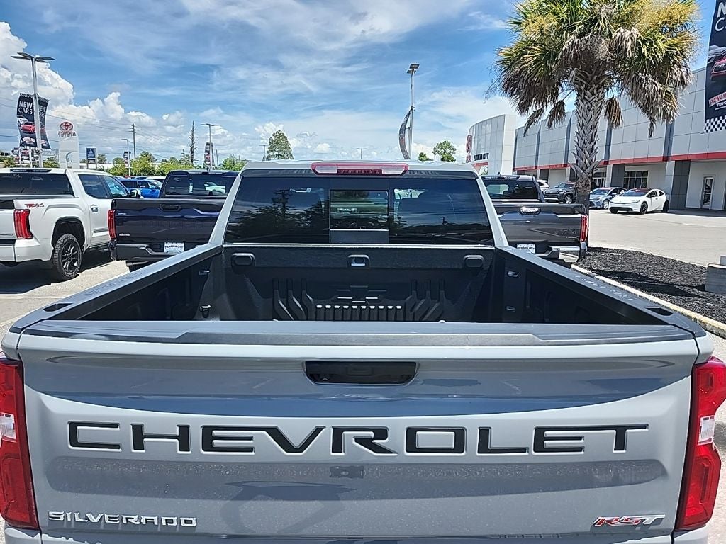 2025 Chevrolet Silverado RST