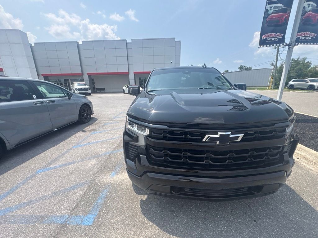 2023 Chevrolet Silverado RST