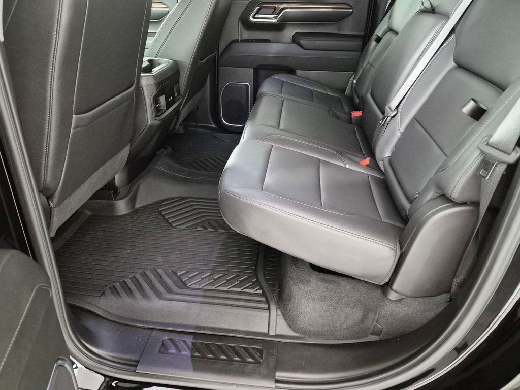2023 Chevrolet Silverado RST