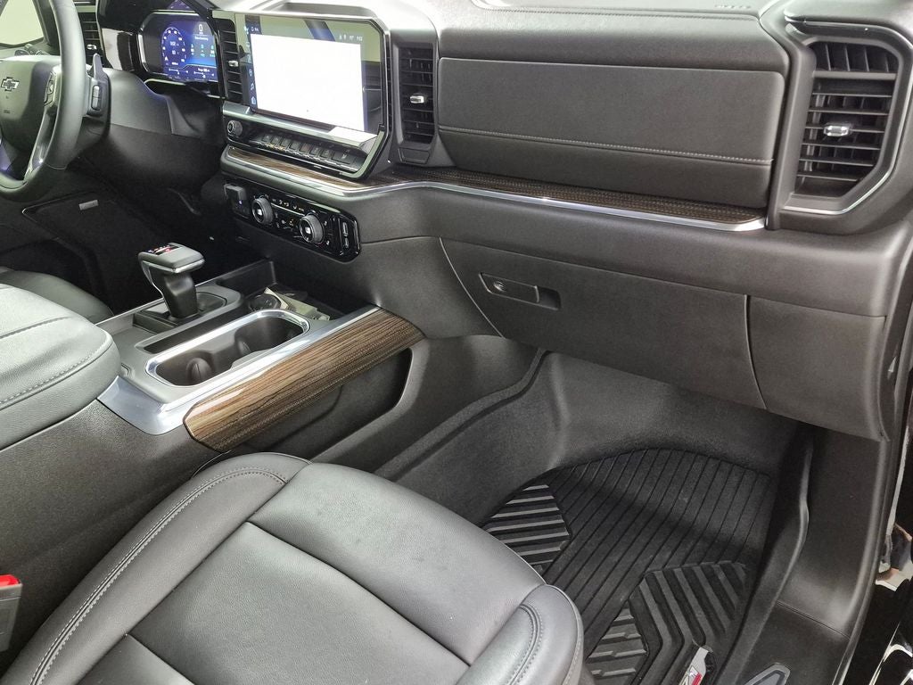 2023 Chevrolet Silverado RST