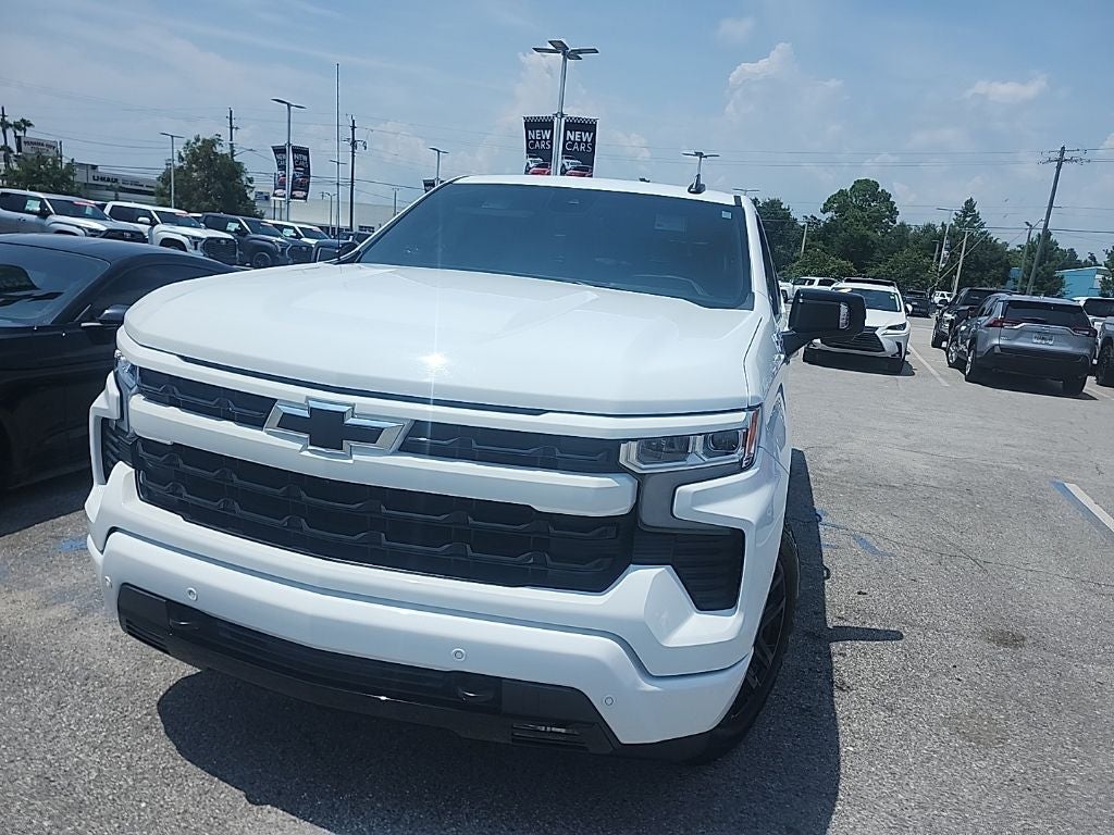 2025 Chevrolet Silverado RST