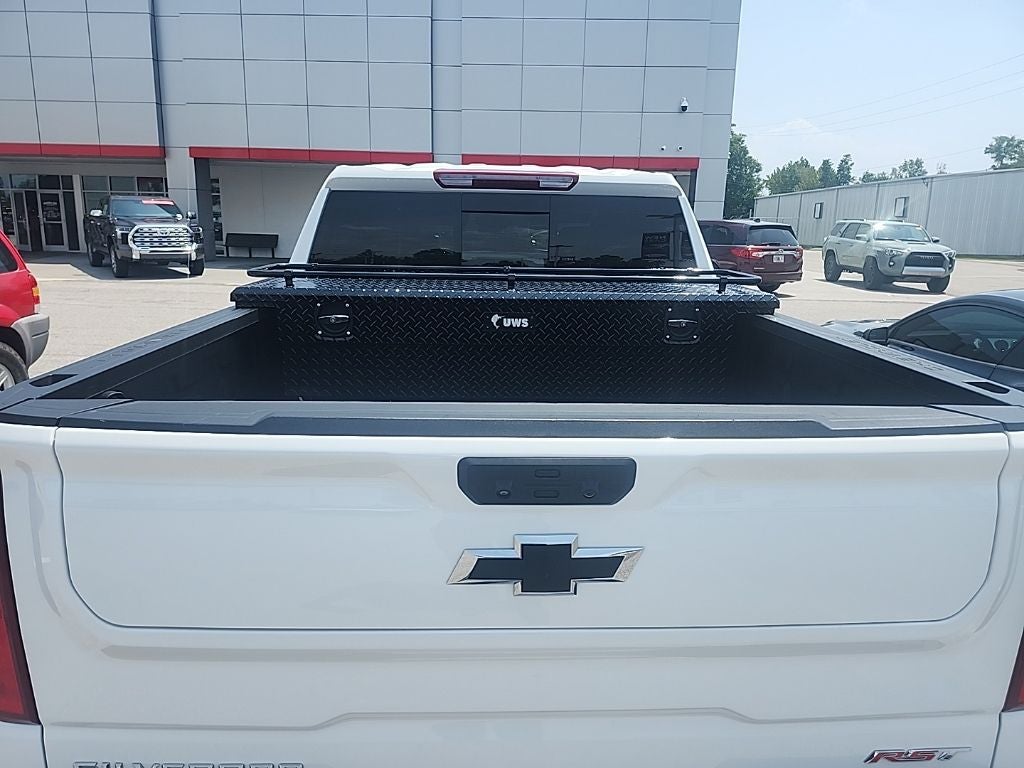 2025 Chevrolet Silverado RST