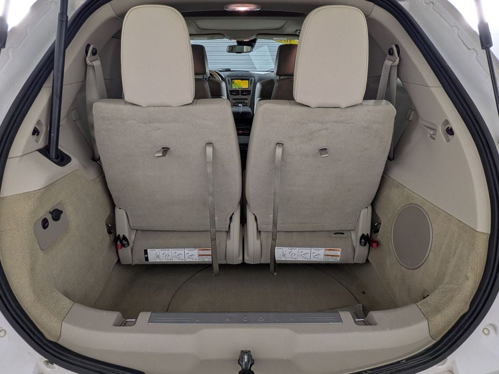 2010 Lincoln MKT Base
