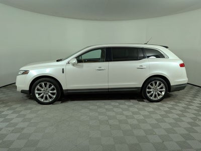2010 Lincoln MKT Base