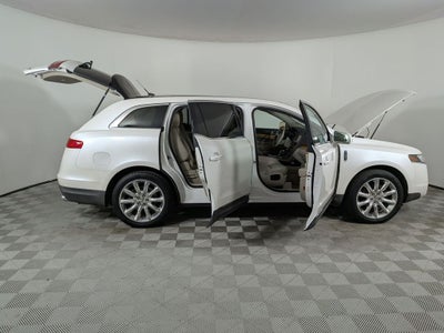 2010 Lincoln MKT Base