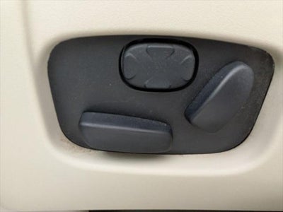 2010 Lincoln MKT Base