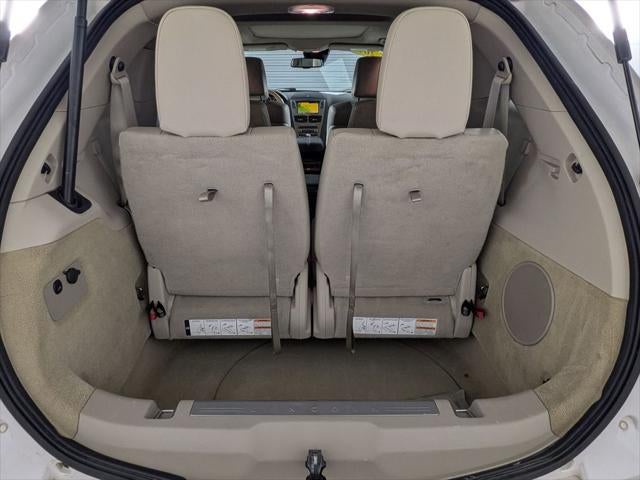 2010 Lincoln MKT Base