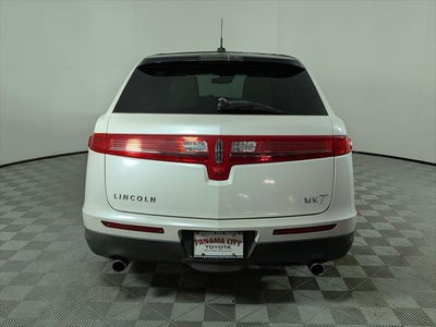 2010 Lincoln MKT Base