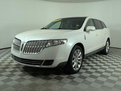 2010 Lincoln MKT Base