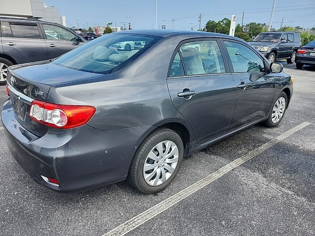 2013 Toyota COROLLA LE