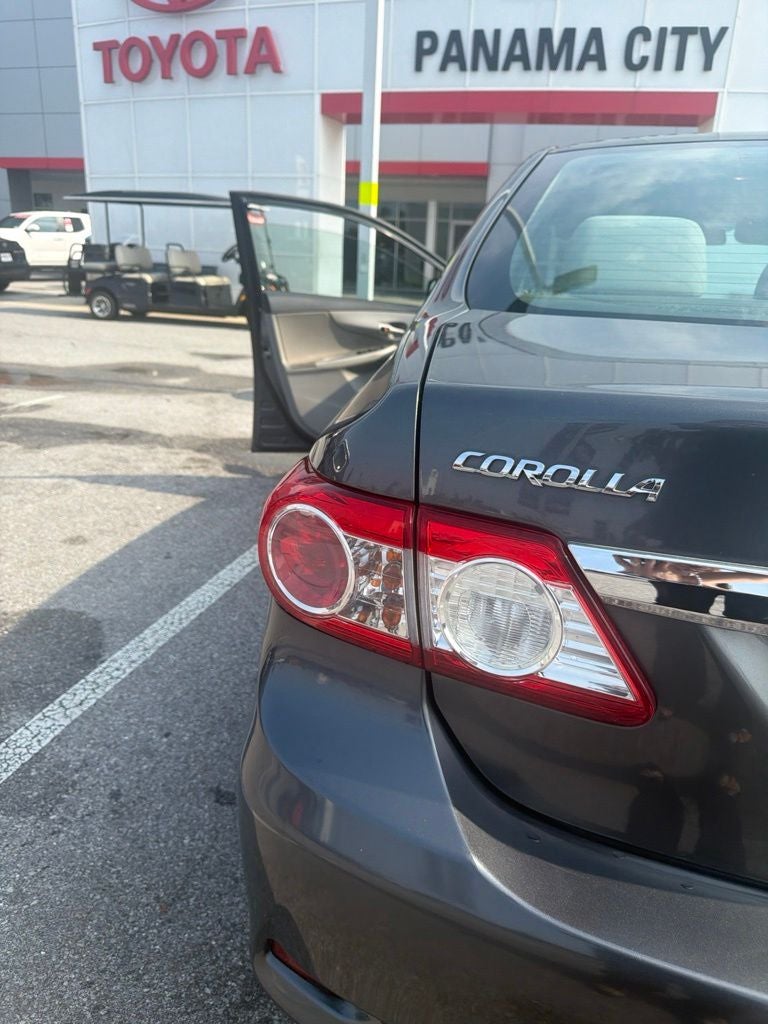 2013 Toyota COROLLA LE