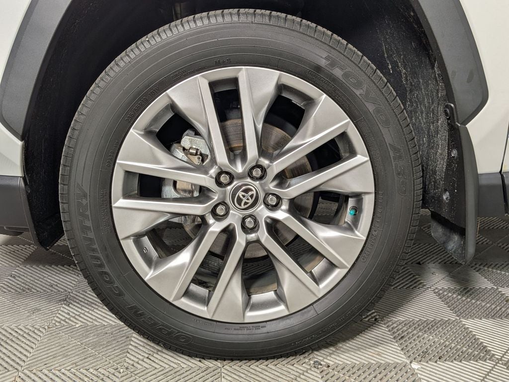 2024 Toyota RAV4 XLE Premium