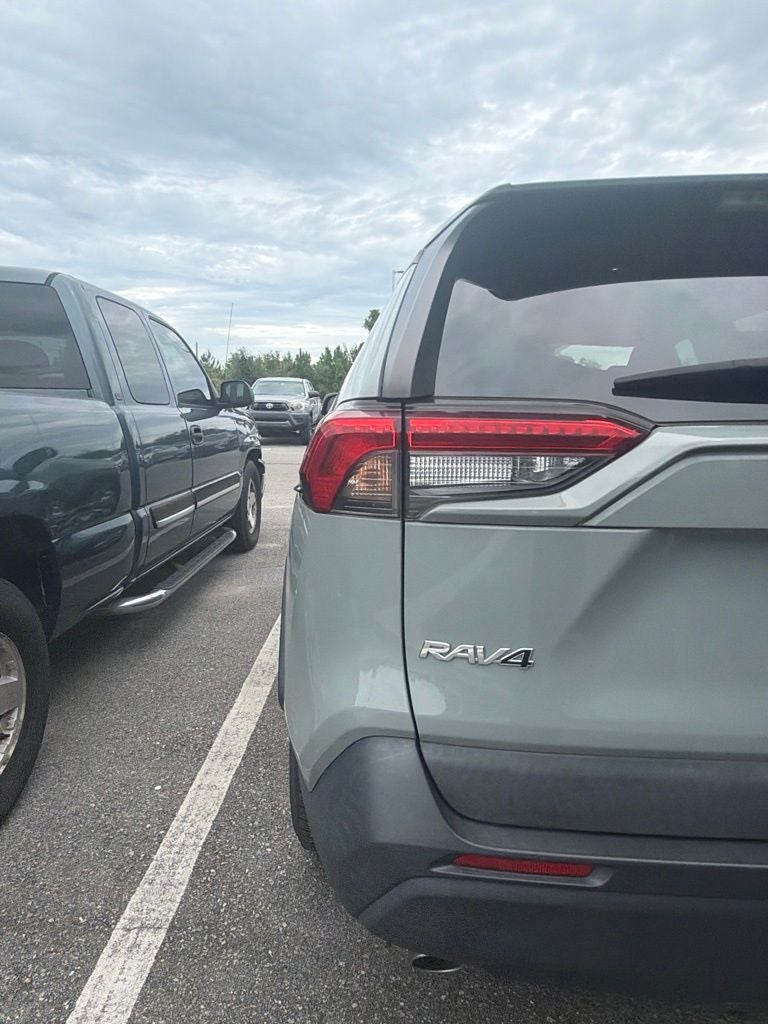 2020 Toyota RAV4 XLE Premium