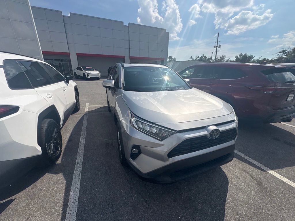 2020 Toyota RAV4 XLE Premium