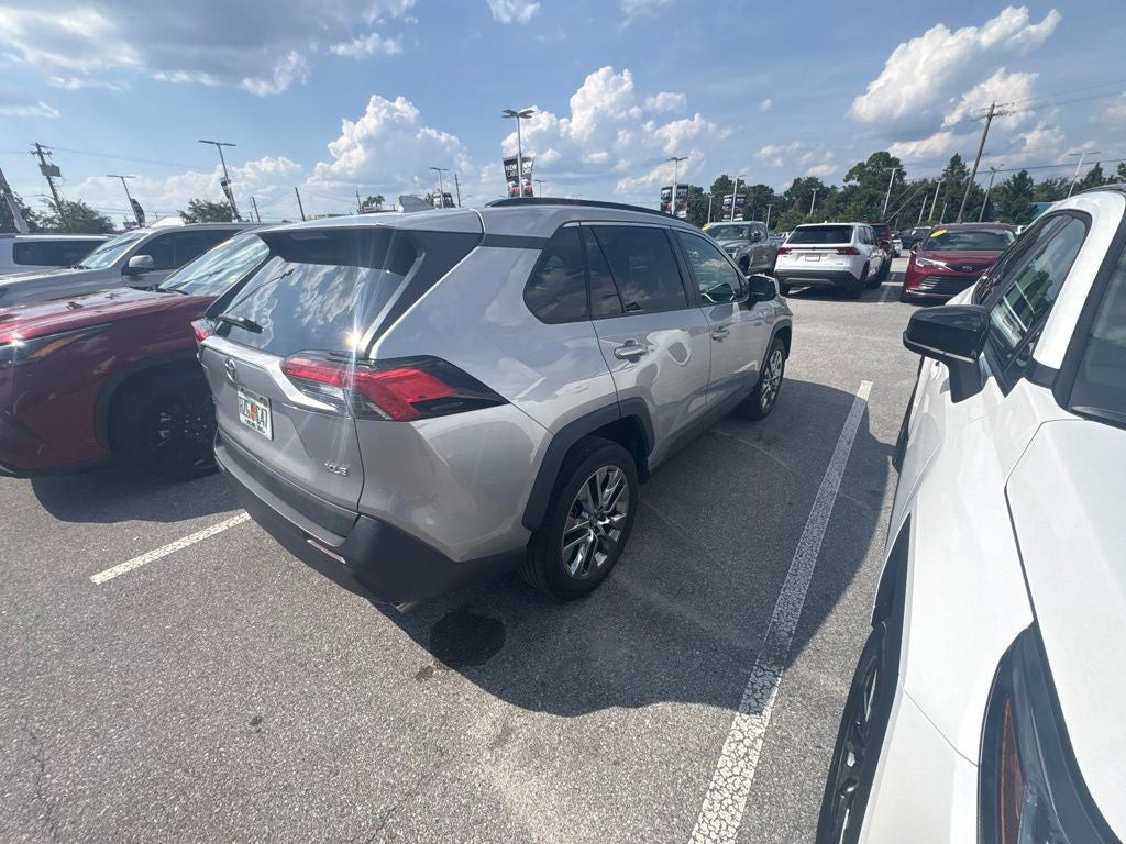 2020 Toyota RAV4 XLE Premium