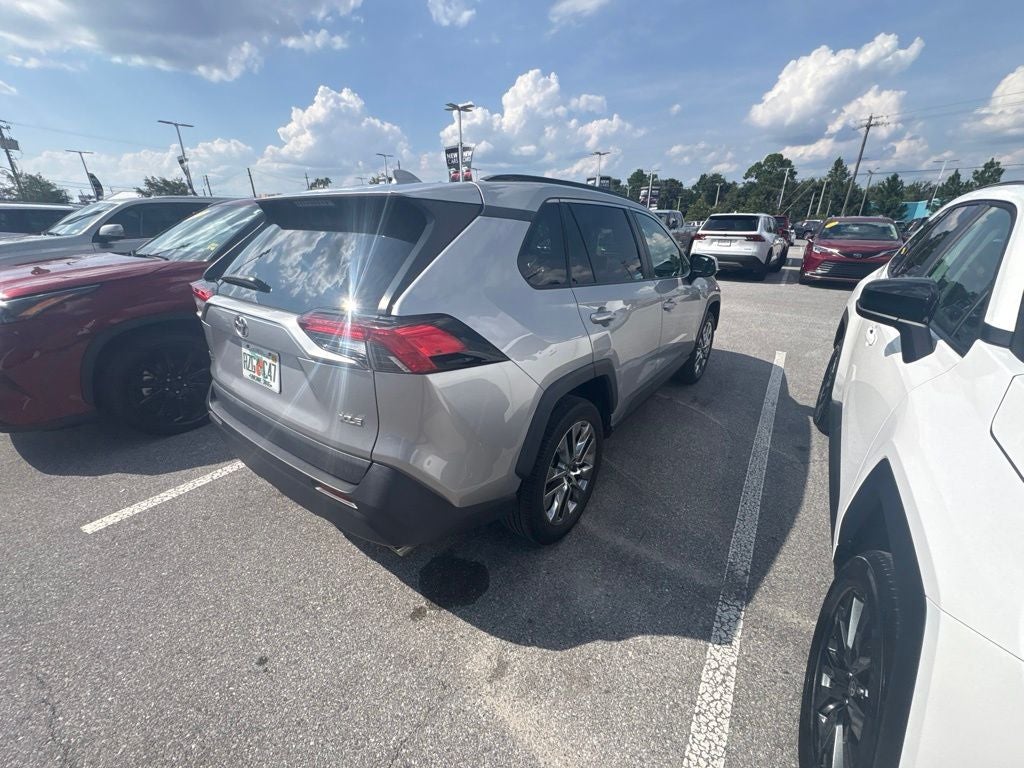 2020 Toyota RAV4 XLE Premium