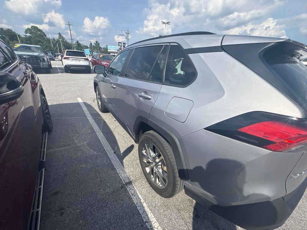 2020 Toyota RAV4 XLE Premium