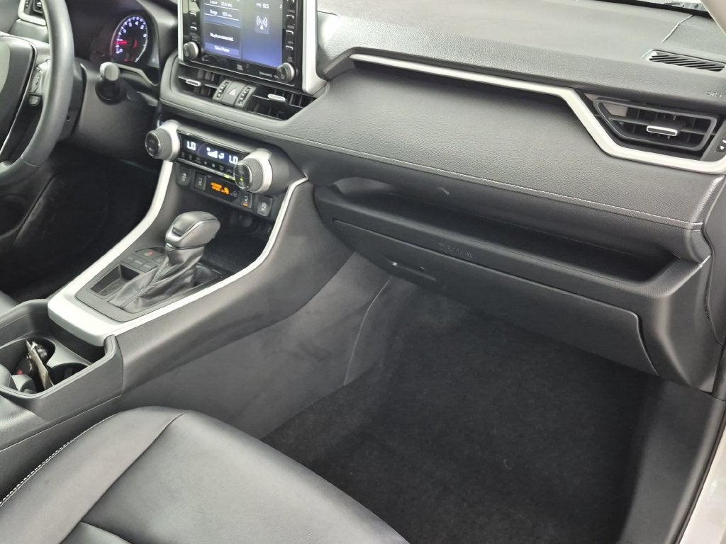 2020 Toyota RAV4 XLE Premium