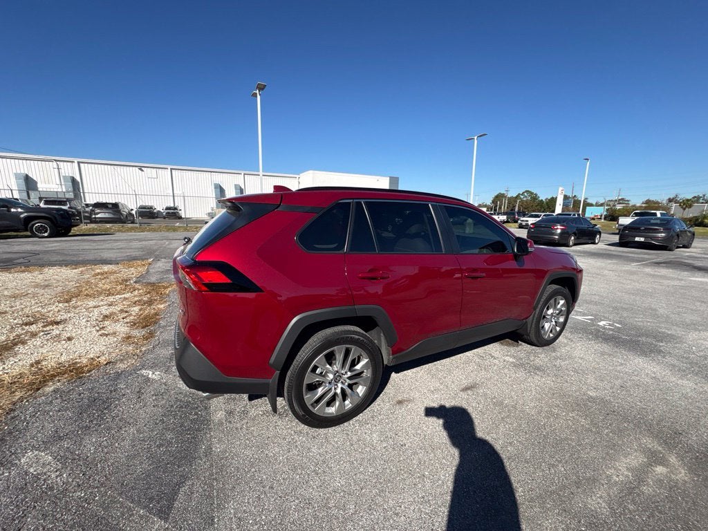 2025 Toyota RAV4 XLE Premium