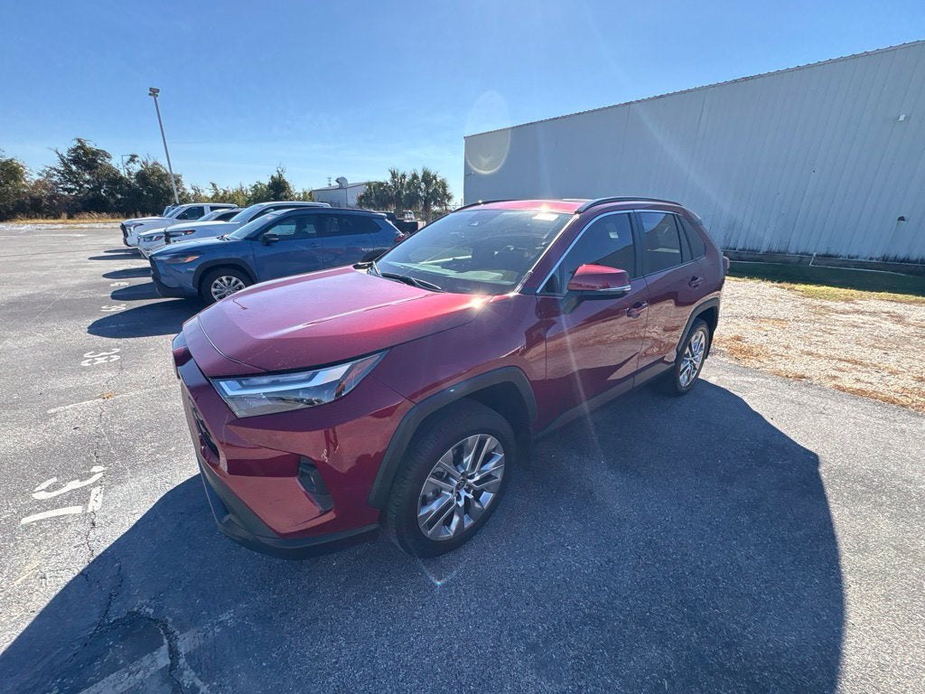 2025 Toyota RAV4 XLE Premium