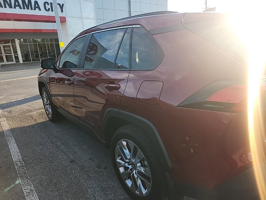 2025 Toyota RAV4 XLE Premium