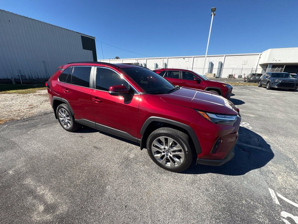 2025 Toyota RAV4 XLE Premium