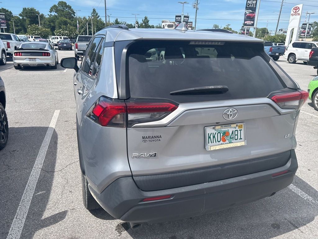 2020 Toyota RAV4 LE