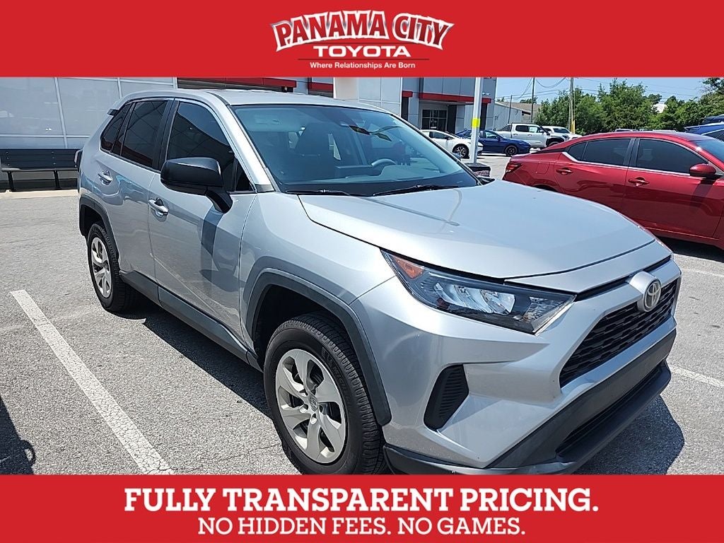 2022 Toyota RAV4 LE
