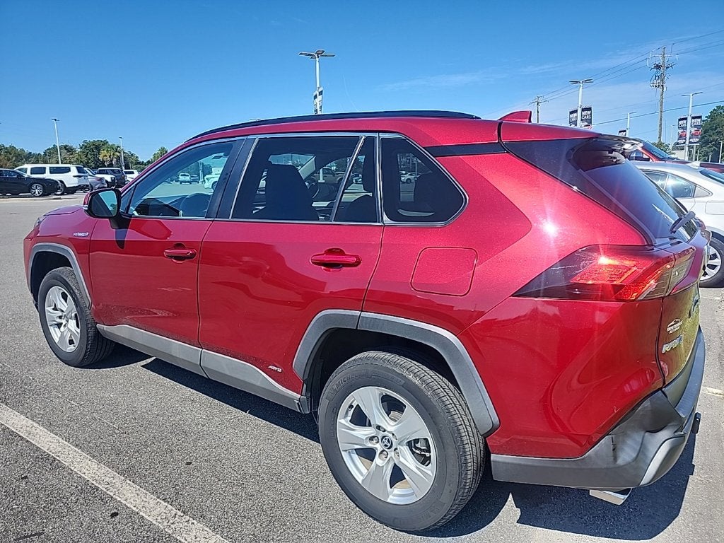 2021 Toyota RAV4 Hybrid XLE