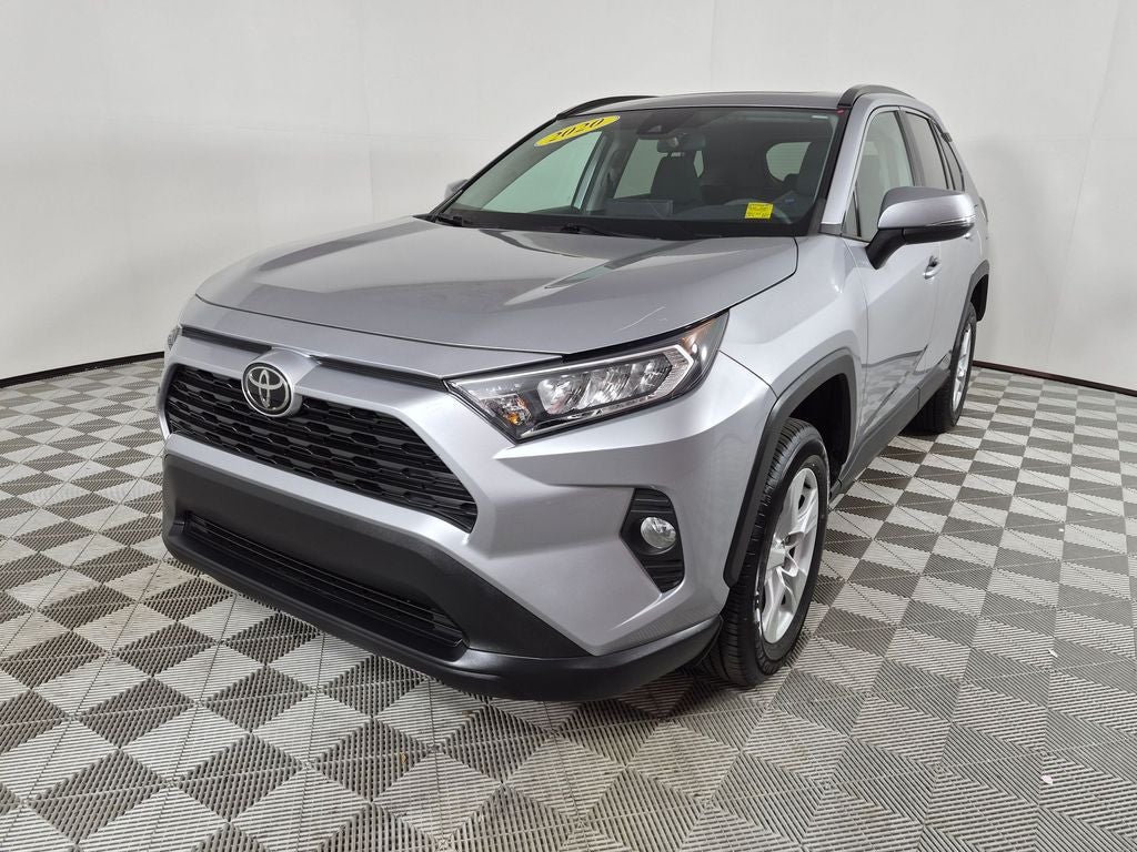 2020 Toyota RAV4 XLE