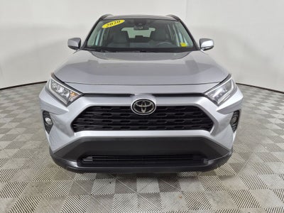 2020 Toyota RAV4 XLE
