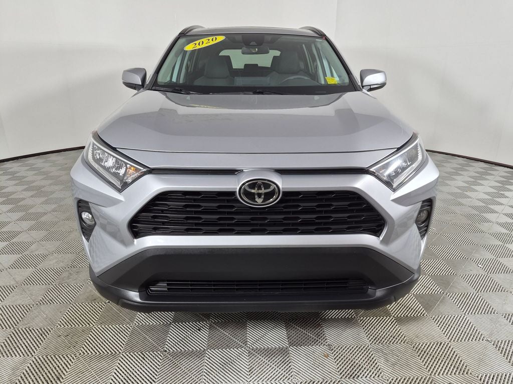 2020 Toyota RAV4 XLE