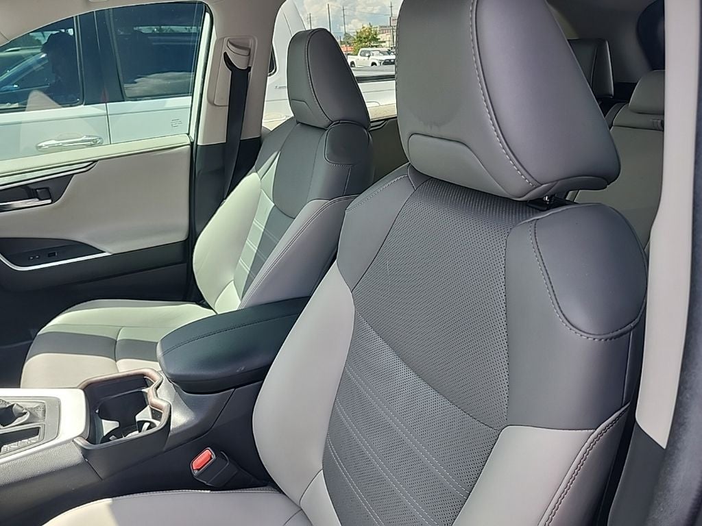 2021 Toyota RAV4 Limited