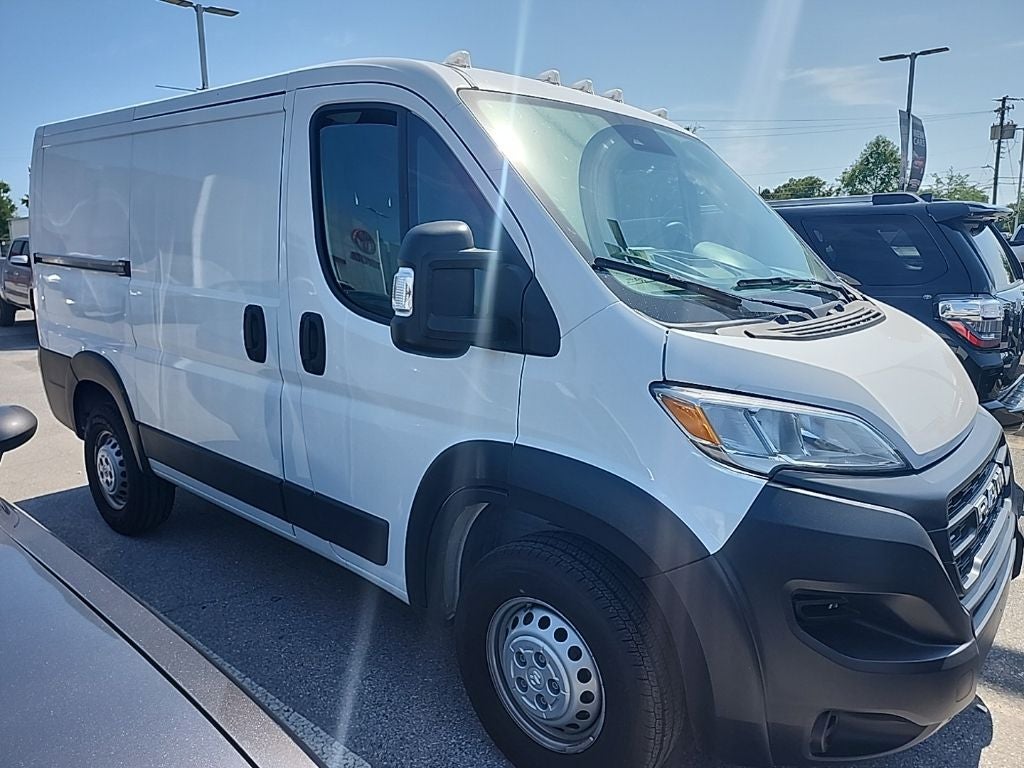 2025 RAM ProMaster 1500 Low Roof
